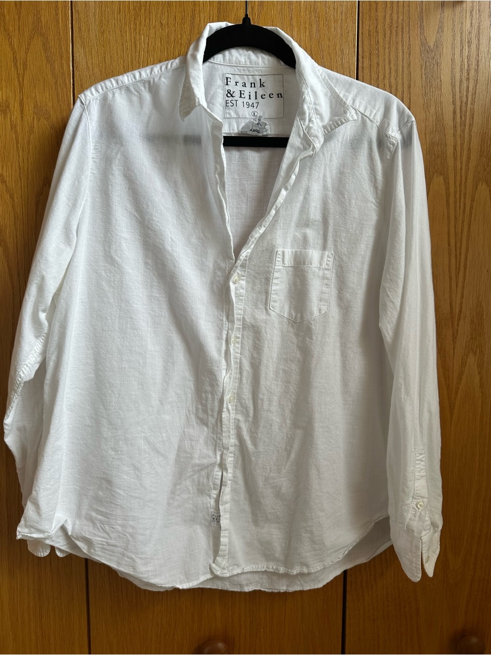 Frank & Eileen “Eileen” White Relaxed Linen Button-Down Shirt - Picture 3 of 6